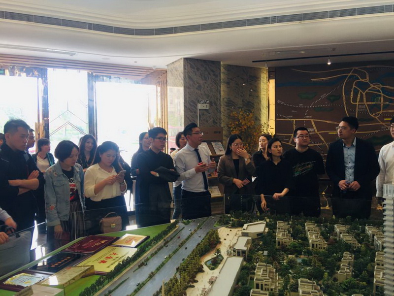 9_調(diào)整大小.jpg 9_調(diào)整大小.jpg